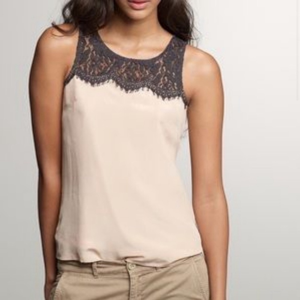 🌻 2/$10 J. Crew pink blush sleeveless silk blouse black lace trim size 4